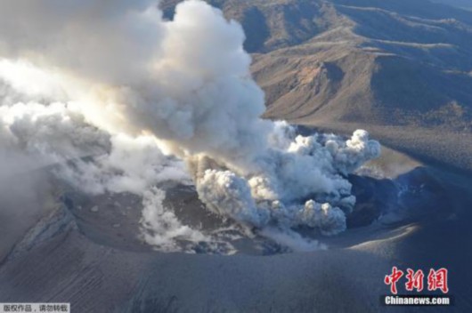 日本火山噴發(fā)實時動態(tài)，自然力量的展現(xiàn)與成就感的源泉